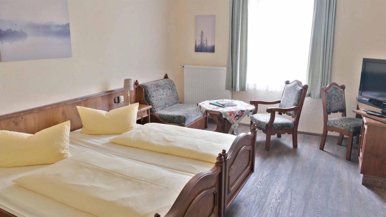 Hotel Und Restaurant Rittergut Kreipitzsch Наумбург Экстерьер фото